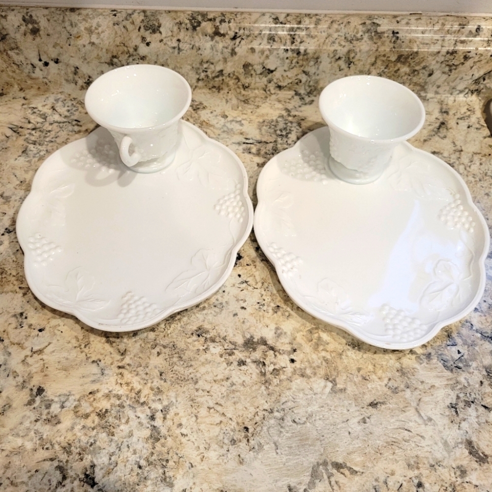 Set Of 2 Vintage Harvest Teacup With Snack Tray